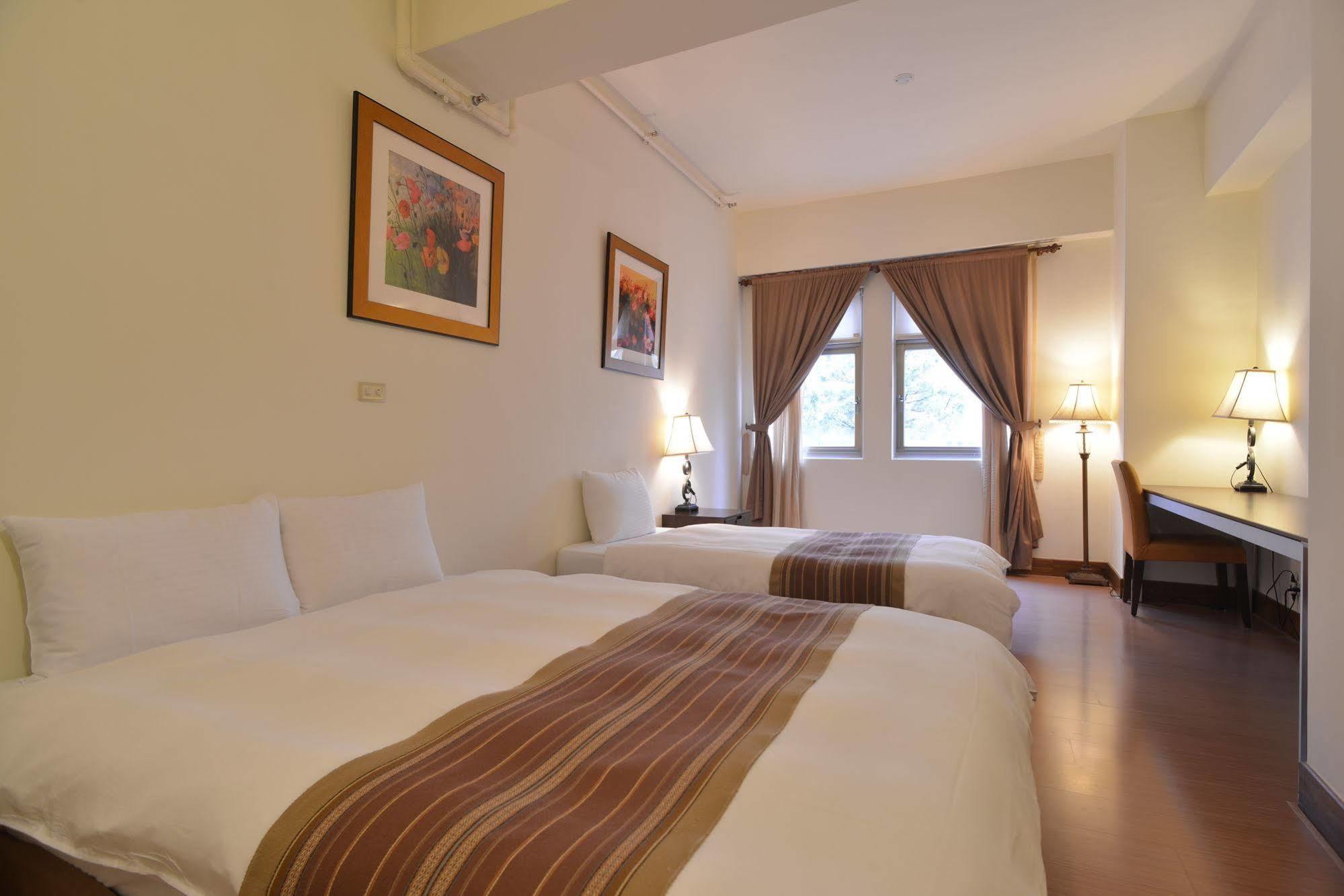 Ya-Go River Lodge Taipei Extérieur photo